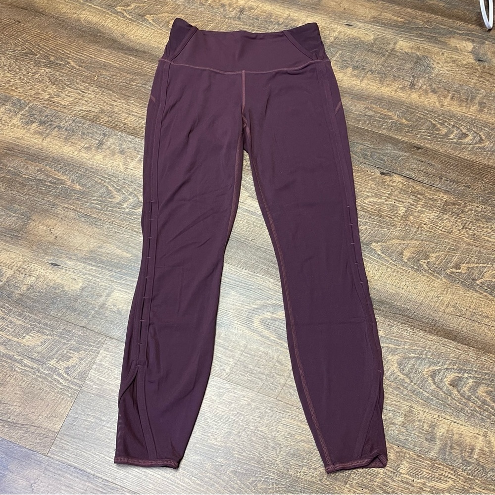 Athleta Peekaboo 7/8 Tight Leggings Womens Small Wine High Rise Mesh Yoga - Picture 2 of 12